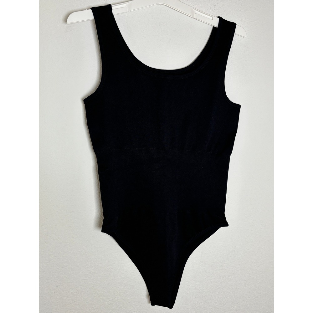 OQQ Black Seamless Ribbed‎ Bodysuit Scoop Neck Sleeveless Thong XL